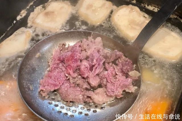  火锅|潮汕牛肉火锅最稀有的部位，一头牛就两根，口感太嫩了