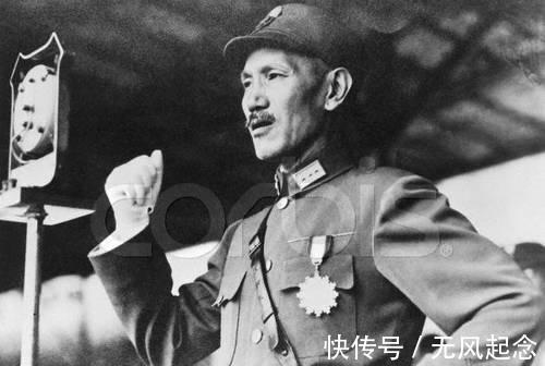 挽联#鲁迅骂人无数,为何却从不骂蒋?你看看老蒋给鲁迅的6字挽联