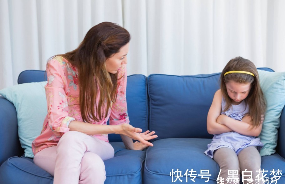 衣柜|2岁男童被母亲关进衣柜,半小时后失去呼吸,别用恐惧支配孩子了