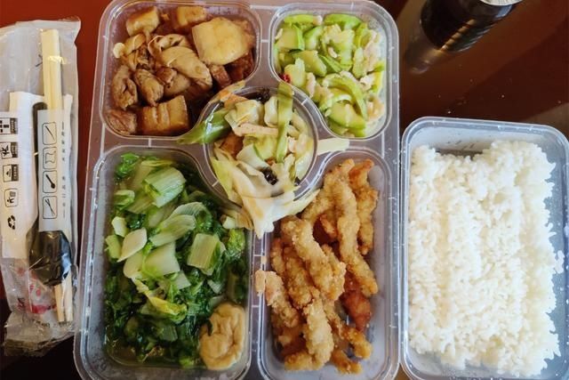 太下本|女子晒“隔离餐”，感叹一日三餐太丰盛，担心长胖，看看都吃点啥