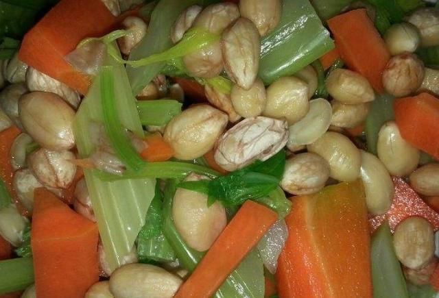 救星|此4物是痛风患者的救星，常吃尿酸不再扰，降酸效果杠杠的