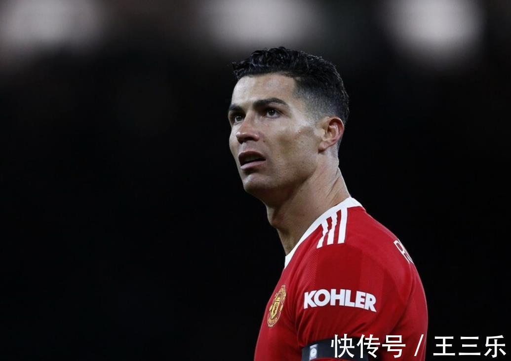 c罗|C罗太绝望:10次射门0进球,点球罚丢,成为曼联爆冷出局大罪人