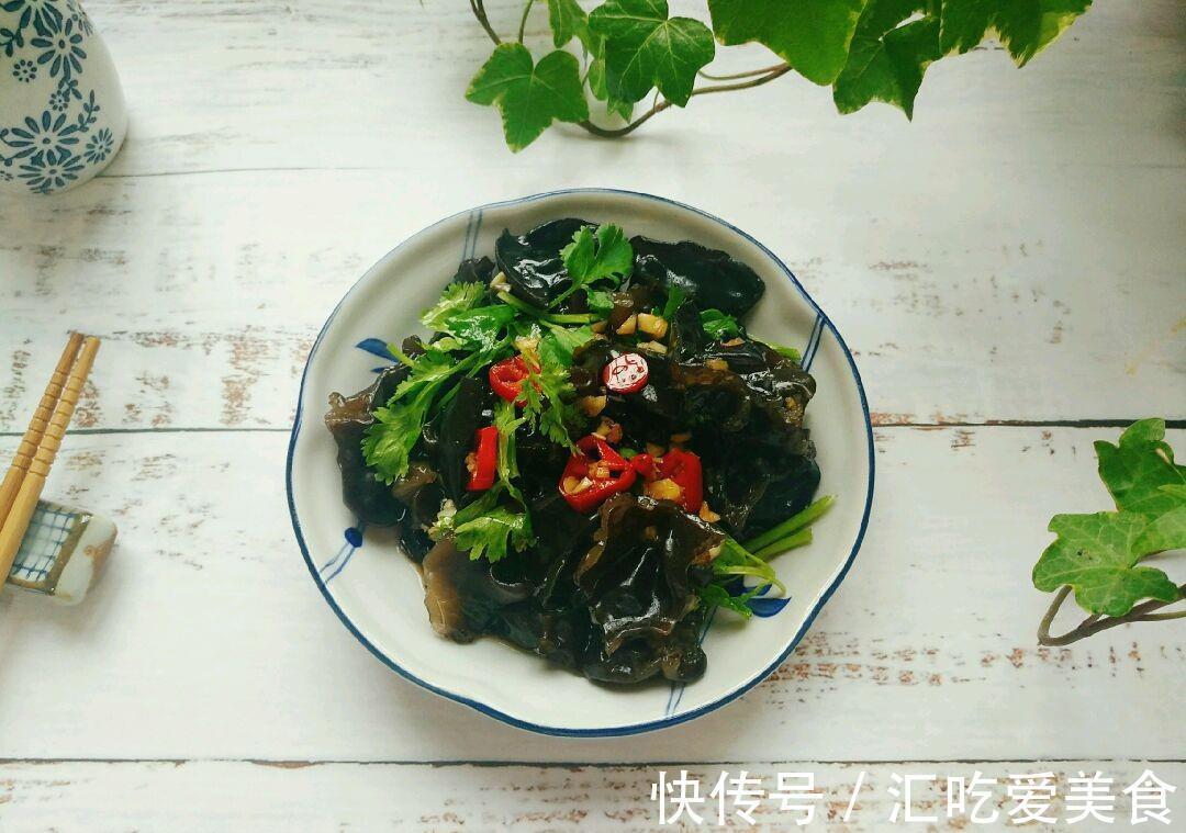 木耳|这道菜是“一次性”菜,没吃完倒掉也不要隔夜吃,不然危害很大