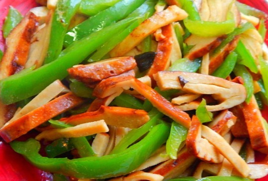 青椒炒香干|制作简单,纯素食材,养胃补钙,美味又下饭,孩子也不挑食了