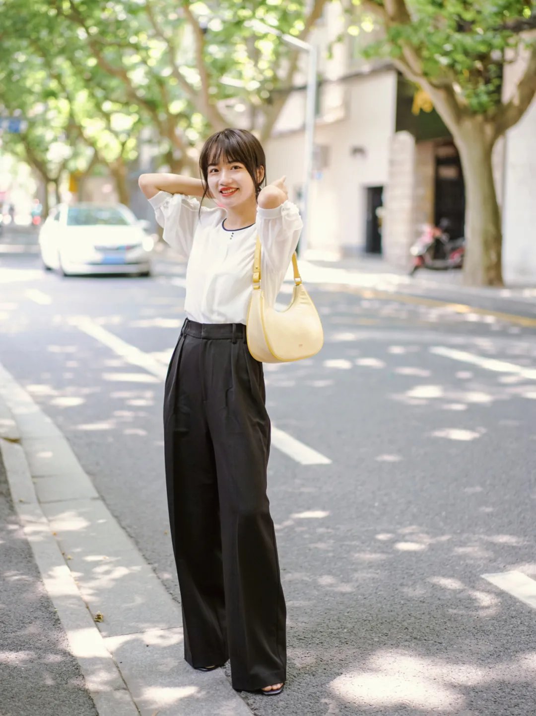 粗腿|今秋流行的几条裤子！小个子穿显高，粗腿穿显瘦