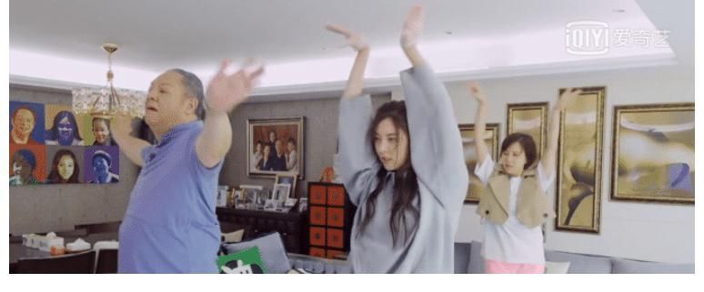 陈学冬|明明家境优渥,却用自热米饭招待客人,让人大跌眼镜