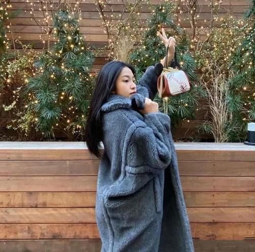 长大衣不兴了，今年火了3种大衣，硬是提高衣品