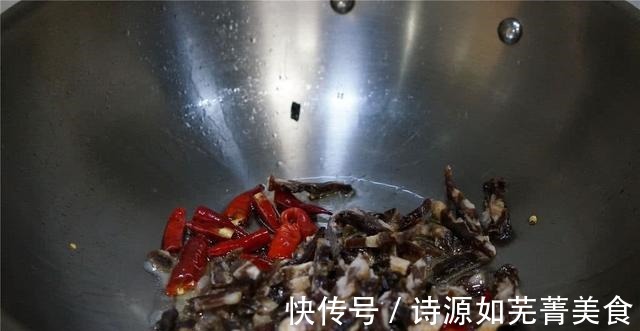 营养|酱油肉炒花菜,营养丰富,好吃下饭!