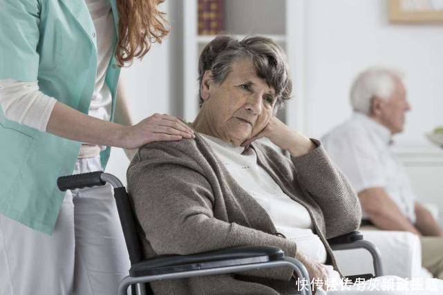 老年痴呆症的“祸根”被爆出,大多数老人戒不了口,子女尽早劝阻
