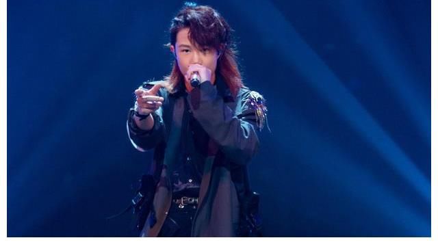 聊天记录|说唱听我的：太帅了花实力被吐槽，却闯入六强，遭Rapper点名抄袭