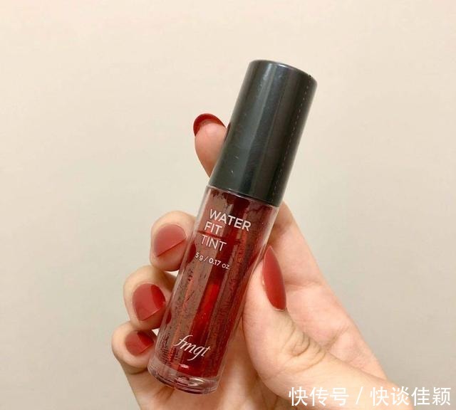 kiss|巧了，今夏流行的无眼影妆也太适合懒人了，又能无辜又能飒