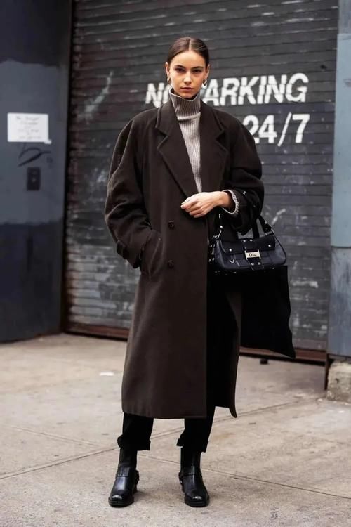 显瘦|大衣配毛衣,显瘦又高级