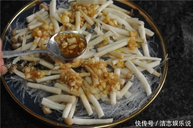 这鱼没有一根刺,特别适合孩子吃,做法简单,入锅一蒸细嫩开胃