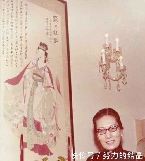 宋庆龄$嫣然一笑的宋美龄和遛鸟的林徽因罕见照,英姿飒爽,风姿绰约