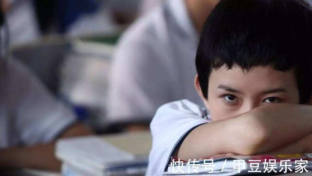 父母|孩子自卑不自信别担心,家长常做这3件事,他会越来越优秀