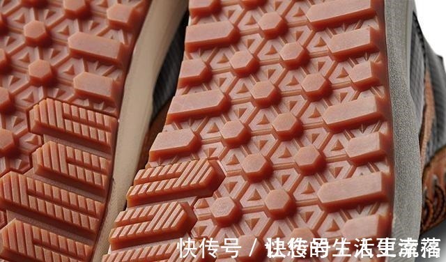 防滑 想推荐给所有人!保暖、防滑还经典的Vans来了!冬天穿正合适!