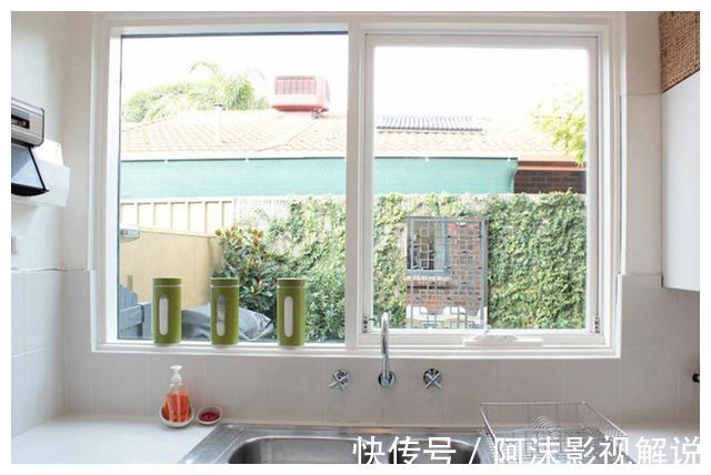 门窗|厨房空间小别担心，巧用设计让厨房变大，合理布局方便生活