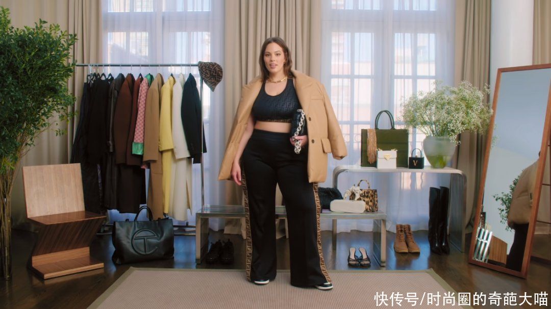 180斤体重当超模却被夸可爱?满身肉也不遮,自恋的样子好圈粉