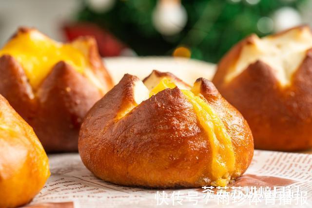 高筋面粉|芝士碱水面包的做法,几步就搞定,越吃越上瘾
