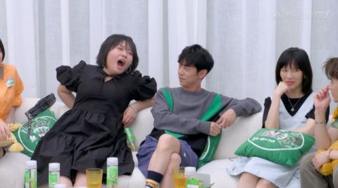 男星|李雪琴自曝理想型男星,有意与郭麒麟避嫌,何炅也不再cue吴亦凡