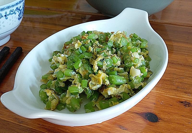 冬季干燥常吃它，止咳化痰降压护脑，和鸡蛋一炒，鲜香脆嫩