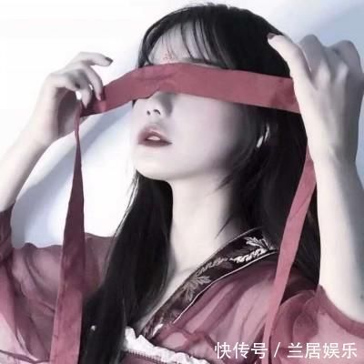 梅蕊#“一眼难忘”的古风句子:你本无意穿堂风,却偏偏孤倨引山洪……