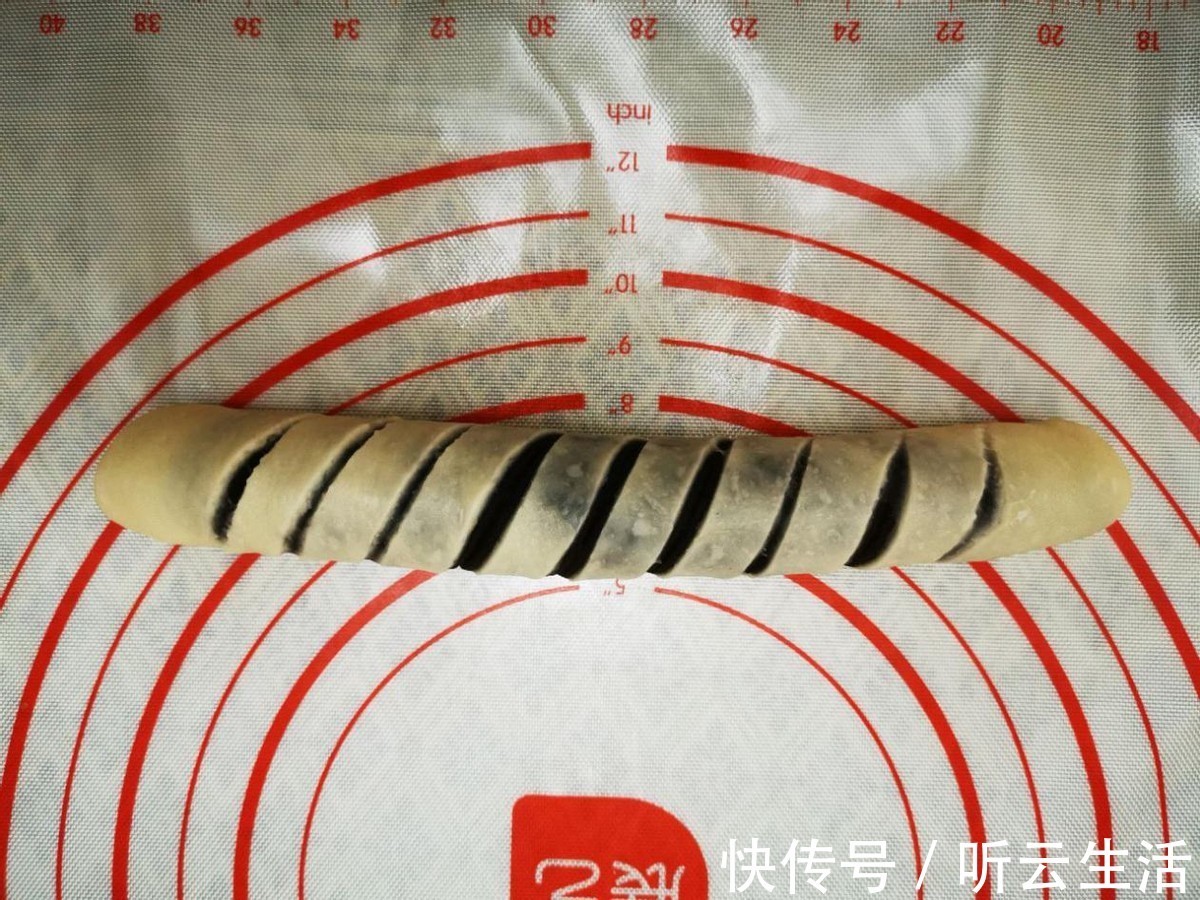 绵白糖|学会做豆沙圈圈面包,再也不用去蛋糕店买了,甜腻浓香真好吃