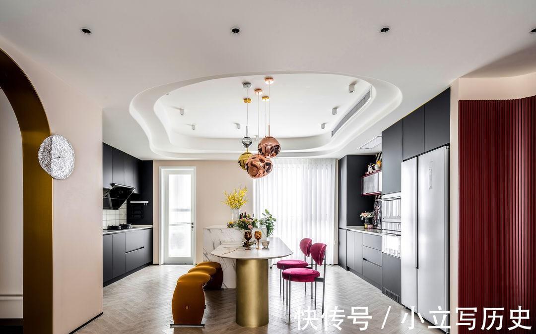 业主|红绿色搭配出雅致空间,热情活泼又张扬,不失自由和浪漫