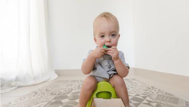 宝宝|孩子见啥都想往嘴里塞?作为家长,要看懂这一举动背后的心理暗示