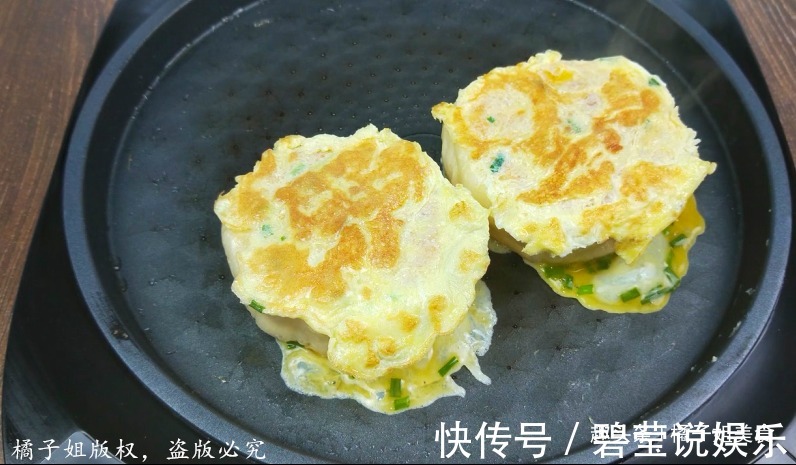 这个饼的做法火了,蓬松柔软,北方人三天两头吃,南方人也喜欢