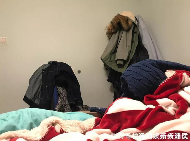 衣篓|脱下的衣服别再堆椅子上了?看看别人家的收纳,干净整洁拿取方便