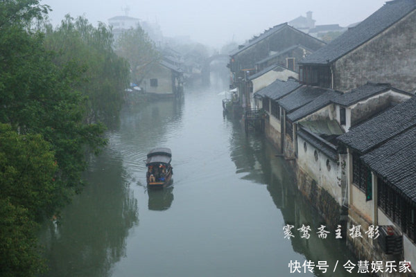 烟雨蒙蒙中走进南浔古镇的“百间楼”，再尝尝当地的风味美食