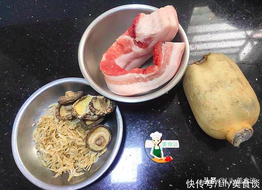  莲藕不凉拌不煲汤，换个做法，平底锅一煎，简单又营养，儿子爱吃
