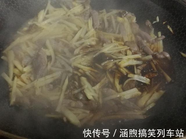 咸肉|吃多了油腻的食物?来尝尝“笋丝小炒”:解腻爽口,做法简单