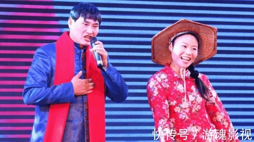 星光大道农村选手现状：朱之文捧儿媳、草帽姐炫富，阿宝穿女装