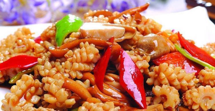 好吃到哭的炒鱿鱼!上桌分分钟抢光,孩子们多吃增强免疫力!下饭