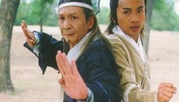 王轻功|青翼蝠王轻功天下无敌,他究竟师承何人?秘密终于被说出!