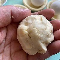  汤圆和蛋挞皮的完美结合黑芝麻汤圆酥