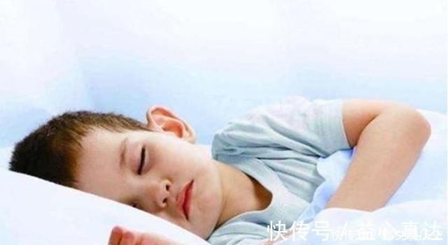 男孩多少岁才会停止长高?小于这个年纪,个头还能往上窜一窜