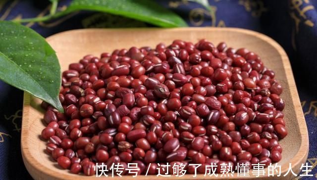 纯牛奶|我家红豆从不熬粥喝，加一碗糯米粉，简单一做，香甜软糯，特好吃