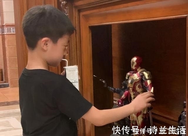 亲戚|“就一塑料玩具还想讹钱?”亲戚孩子摔碎手办,家长耍赖拒绝赔偿