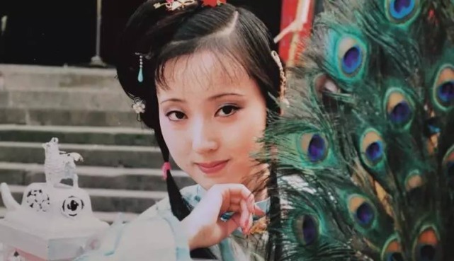 红楼梦春纤、雪雁、紫鹃,寓意黛玉一生三劫