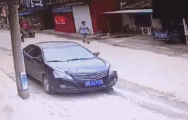 |搞笑GIF趣图:这样的实力,一般人都做不到吧!