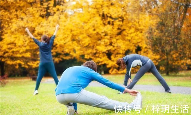 多喝水|高血脂的人日常需要有哪些忌口?专家提醒:这3种食物需要注意