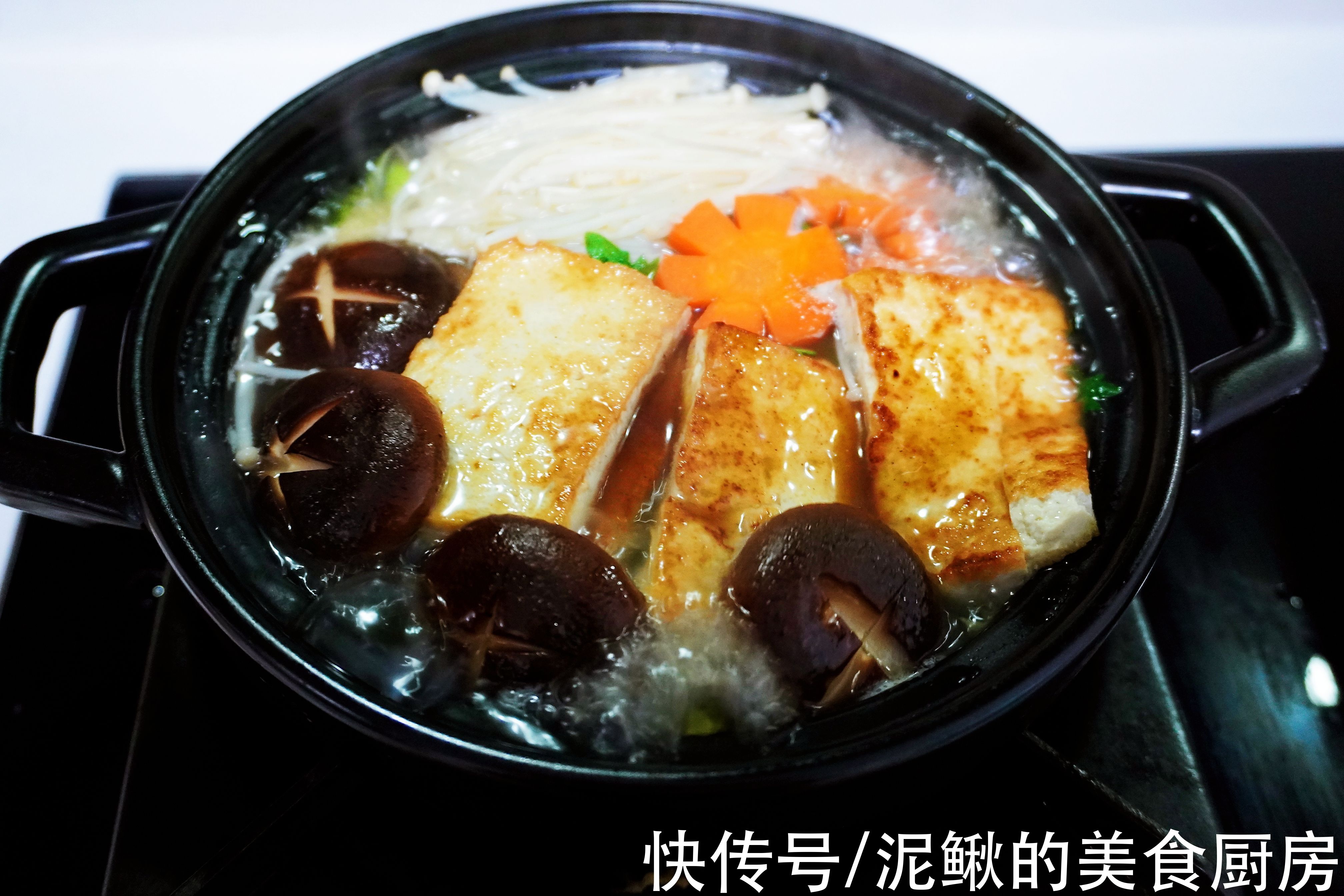 冬天快手菜，有肉有菜一锅出，热气腾腾，暖胃又暖身