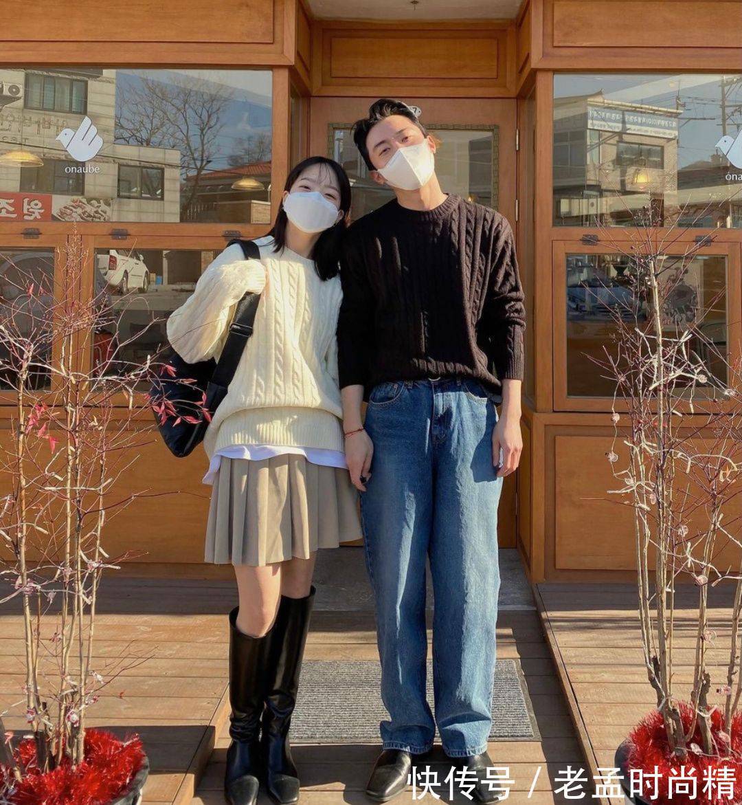 情侣 年轻情侣们同款服饰这样穿,利用色彩展现潮流范