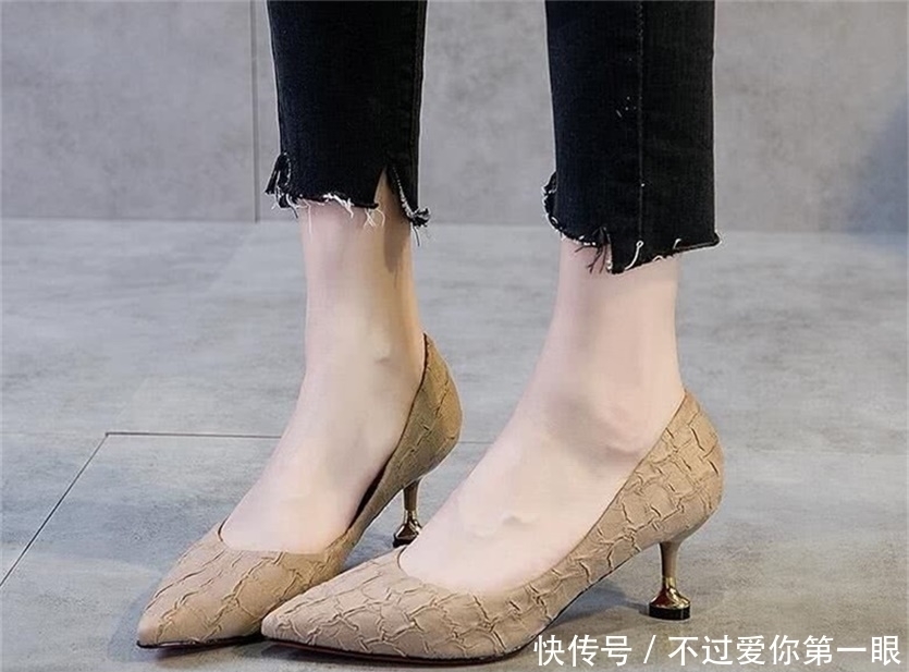 尖头|简约而不简单的尖头高跟鞋鞋，提升女人高贵气势