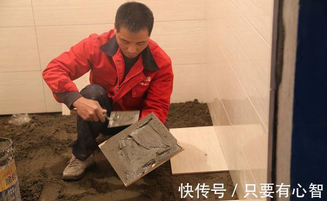 老师傅|铺瓷砖要不要留缝瓷砖铺贴必读经验推荐