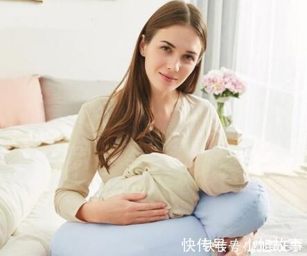 脾胃|有这些信号,说明宝宝吃饱了,妈妈别硬喂,当心伤到宝宝脾胃