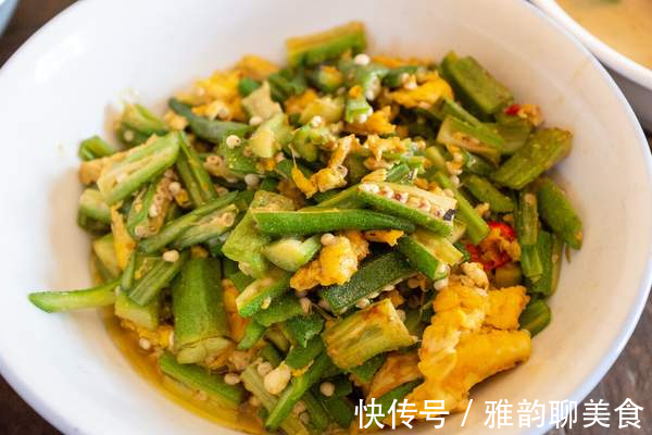 正确做法|炒秋葵，先切还是先焯水教你正确做法，鲜嫩又入味，营养不流失